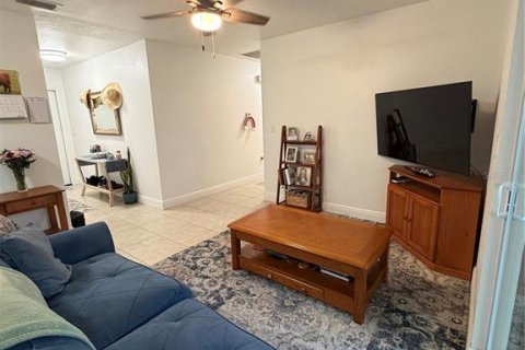 Villa ou maison à vendre à Port Charlotte, Floride: 3 chambres, 93.65 m2 № 2124953 - photo 15