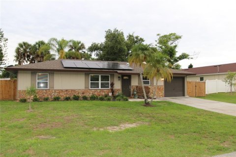Villa ou maison à vendre à Port Charlotte, Floride: 3 chambres, 93.65 m2 № 2124953 - photo 2