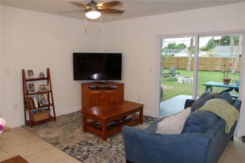 Villa ou maison à vendre à Port Charlotte, Floride: 3 chambres, 93.65 m2 № 2124953 - photo 13