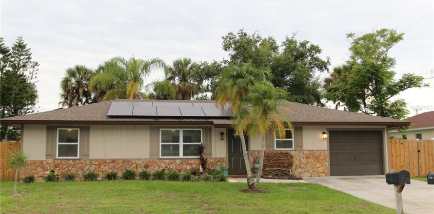 Villa ou maison à Port Charlotte, Floride 3 chambres, 93.65 m2 № 2124953