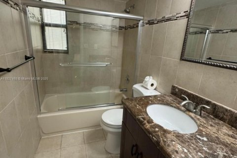 Condo in Aventura, Florida, 3 bedrooms № 2059686 - photo 18