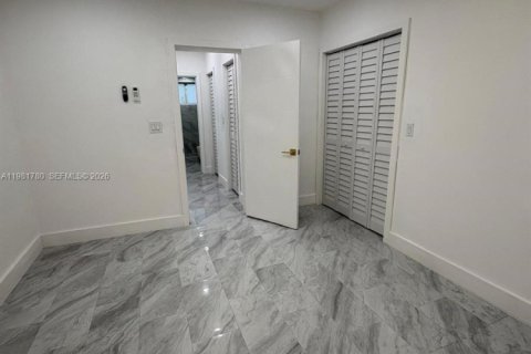 Apartment in Miami Beach, Florida 1 bedroom, 55.93 sq.m. № 2043012 - photo 11