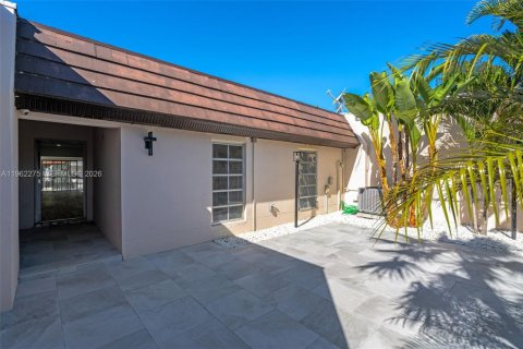 Купить виллу или дом в Майами-Лейкс, Флорида 2 спальни, 123.84м2, № 2024067 - фото 5