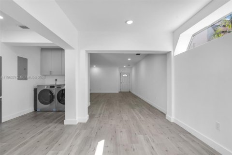 Купить виллу или дом в Майами-Лейкс, Флорида 2 спальни, 123.84м2, № 2024067 - фото 10