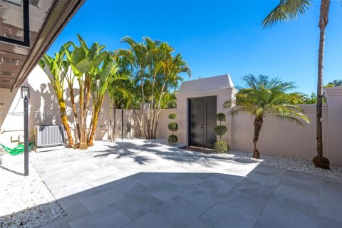 Купить виллу или дом в Майами-Лейкс, Флорида 2 спальни, 123.84м2, № 2024067 - фото 4