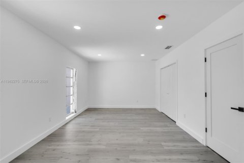 Купить виллу или дом в Майами-Лейкс, Флорида 2 спальни, 123.84м2, № 2024067 - фото 19