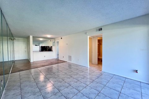 Copropriété à louer à Orlando, Floride: 2 chambres, 84.91 m2 № 2113827 - photo 6