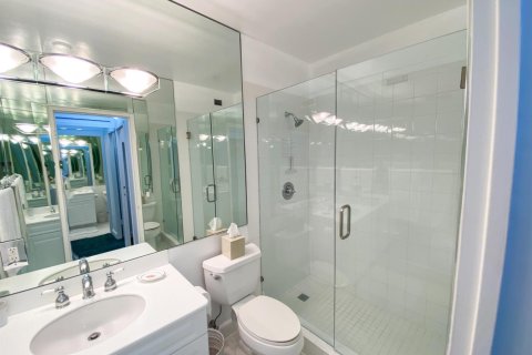 Condo in Palm Beach, Florida, 1 bedroom  № 2177689 - photo 4