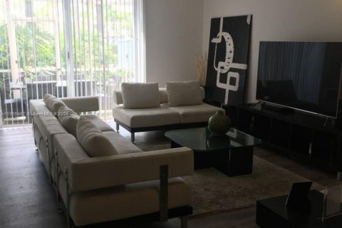 Townhouse in Weston, Florida 2 bedrooms, 105.07 sq.m. № 1956194 - photo 9