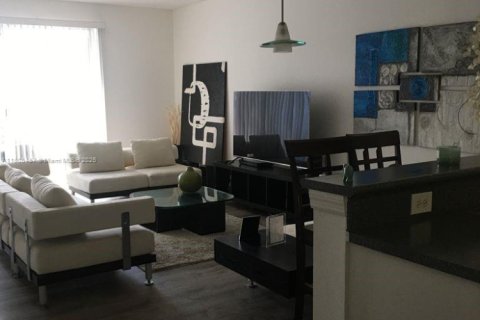 Townhouse in Weston, Florida 2 bedrooms, 105.07 sq.m. № 1956194 - photo 10