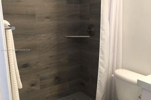 Townhouse in Weston, Florida 2 bedrooms, 105.07 sq.m. № 1956194 - photo 12