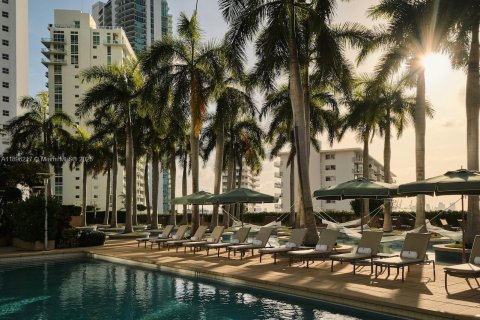 Condo in Miami, Florida, 1 bedroom  № 2081504 - photo 26