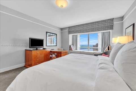 Condo in Miami, Florida, 1 bedroom  № 2081504 - photo 17