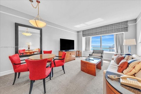 Condo in Miami, Florida, 1 bedroom № 2081504
