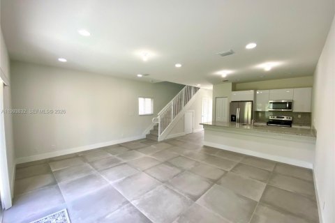 Adosado en alquiler en Hollywood, Florida, 3 dormitorios, 111.48 m2 № 2055474 - foto 7