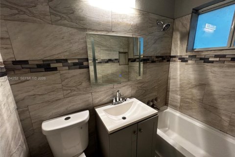 Casa en alquiler en Lauderhill, Florida, 4 dormitorios, 101.45 m2 № 2056193 - foto 28