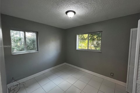 Casa en alquiler en Lauderhill, Florida, 4 dormitorios, 101.45 m2 № 2056193 - foto 29