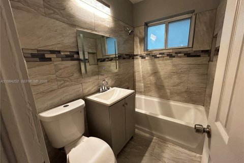 Casa en alquiler en Lauderhill, Florida, 4 dormitorios, 101.45 m2 № 2056193 - foto 27