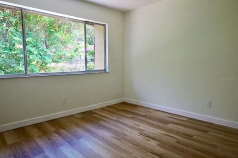 Townhouse in Altamonte Springs, Florida 3 bedrooms, 129.88 sq.m. № 2420556 - photo 24