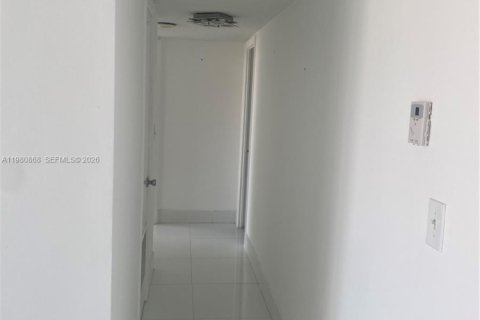 Copropriété à louer à Aventura, Floride: 2 chambres, 98.29 m2 № 2044168 - photo 4