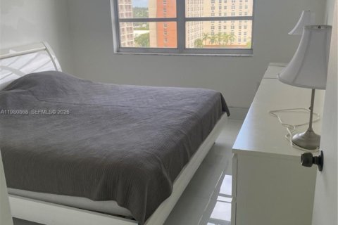Copropriété à louer à Aventura, Floride: 2 chambres, 98.29 m2 № 2044168 - photo 5