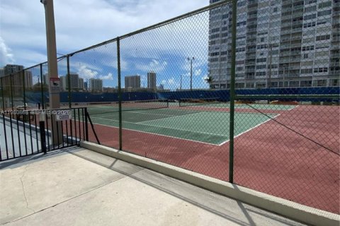 Copropriété à louer à Aventura, Floride: 2 chambres, 98.29 m2 № 2044168 - photo 20