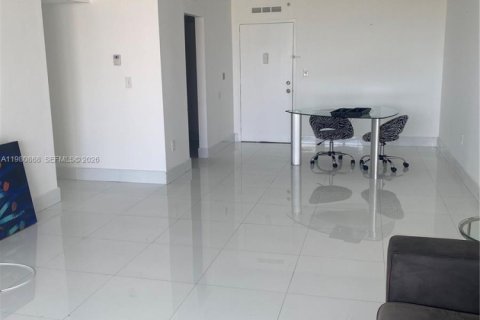 Copropriété à louer à Aventura, Floride: 2 chambres, 98.29 m2 № 2044168 - photo 2