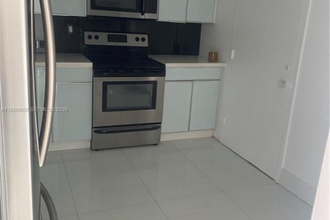 Copropriété à louer à Aventura, Floride: 2 chambres, 98.29 m2 № 2044168 - photo 21