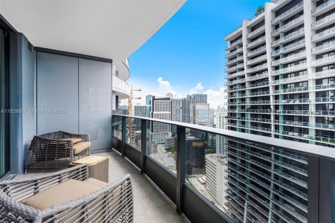 Condominio en venta en Miami, Florida, 1 dormitorio, 94.95 m2 № 2034160 - foto 15