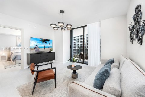 Condominio en venta en Miami, Florida, 1 dormitorio, 94.95 m2 № 2034160 - foto 7