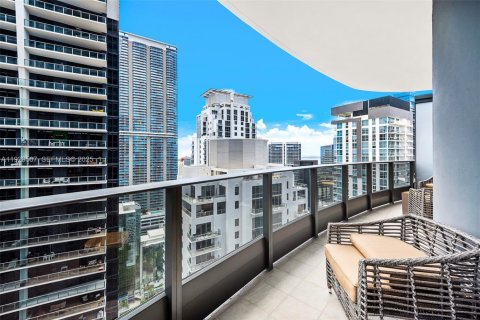Condominio en venta en Miami, Florida, 1 dormitorio, 94.95 m2 № 2034160 - foto 16