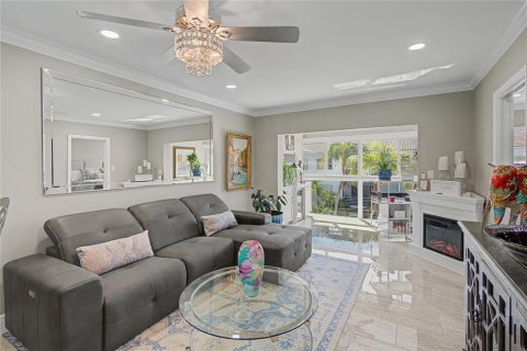 Copropriété à vendre à Lauderdale-by-the-Sea, Floride: 2 chambres, 85.47 m2 № 2084795 - photo 4