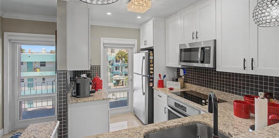Condo à Lauderdale-by-the-Sea, Floride, 2 chambres  № 2084795