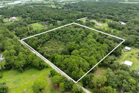 Terreno en Geneva, Florida № 2167054