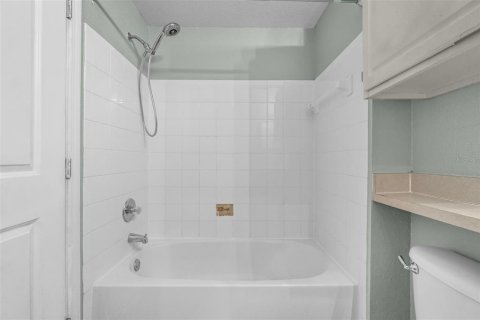 Купить кондоминиум в Киссимми, Флорида 3 комнаты, 59.09м2, № 1909542 - фото 17