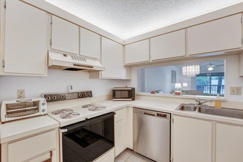 Copropriété à vendre à Lake Worth, Floride: 2 chambres, 100.33 m2 № 2175335 - photo 9