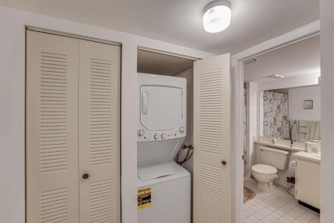 Copropriété à vendre à Lake Worth, Floride: 2 chambres, 100.33 m2 № 2175335 - photo 16