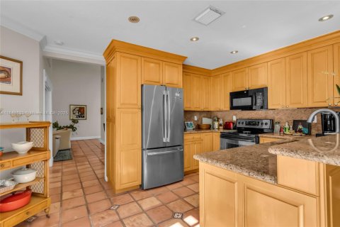 Villa ou maison à vendre à Miami, Floride: 3 chambres, 154.96 m2 № 1847737 - photo 11