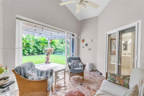 Villa ou maison à vendre à Miami, Floride: 3 chambres, 154.96 m2 № 1847737 - photo 16