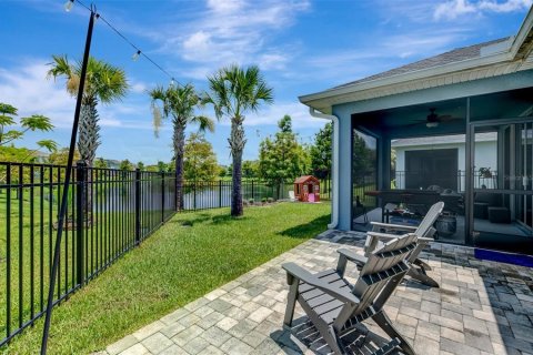 House in Bradenton, Florida 4 bedrooms, 204.76 sq.m. № 1879105 - photo 5