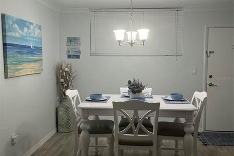 Condo in Daytona Beach, Florida, 2 bedrooms № 2220812 - photo 5