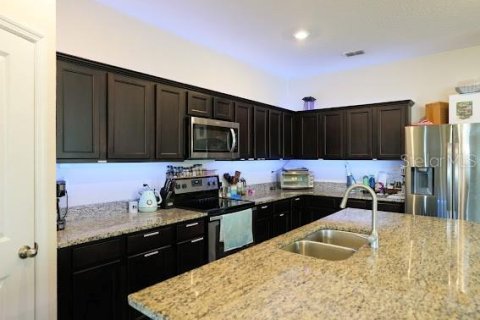 Casa en venta en New Smyrna Beach, Florida, 4 dormitorios, 176.7 m2 № 1842113 - foto 16
