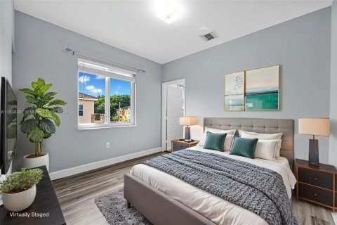 Купить таунхаус в Хомстед, Флорида 3 спальни, 128.02м2, № 1965574 - фото 25