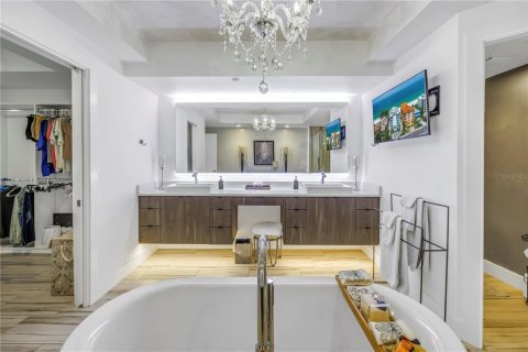 Copropriété à vendre à Indian Shores, Floride: 3 chambres, 336.31 m2 № 2096721 - photo 27