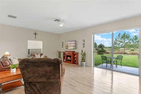 Casa en venta en Orlando, Florida, 4 dormitorios, 247.58 m2 № 1854709 - foto 3