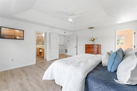 Casa en venta en Orlando, Florida, 4 dormitorios, 247.58 m2 № 1854709 - foto 9