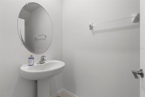 Casa en venta en Land O' Lakes, Florida, 5 dormitorios, 221.94 m2 № 1760378 - foto 21