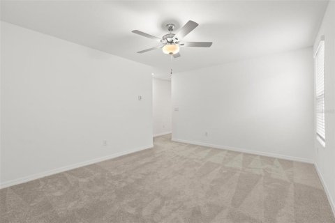 Casa en venta en Land O' Lakes, Florida, 5 dormitorios, 221.94 m2 № 1760378 - foto 23