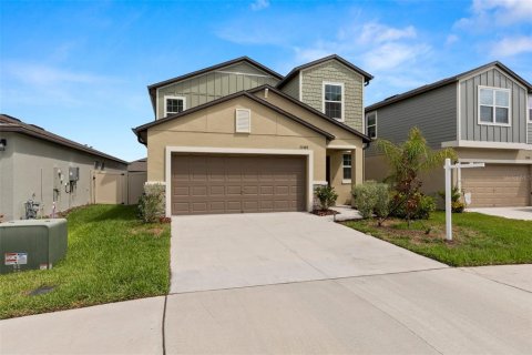 Casa en venta en Land O' Lakes, Florida, 5 dormitorios, 221.94 m2 № 1760378 - foto 2