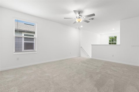 Casa en venta en Land O' Lakes, Florida, 5 dormitorios, 221.94 m2 № 1760378 - foto 24